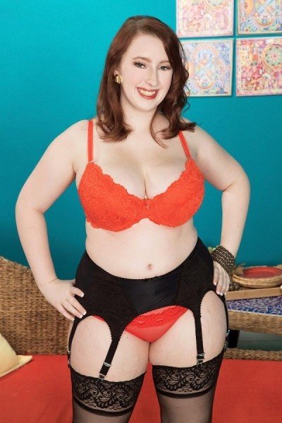 Felicia Clover Big Tits Model Profile